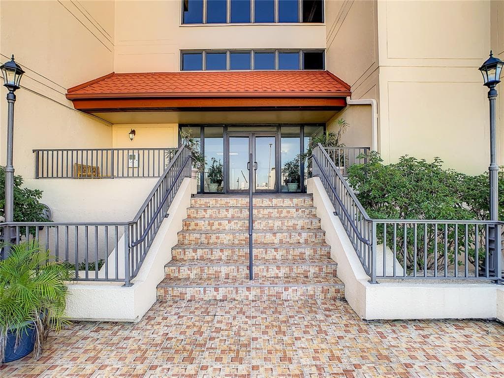 21405 OLEAN BOULEVARD 404 photo 3