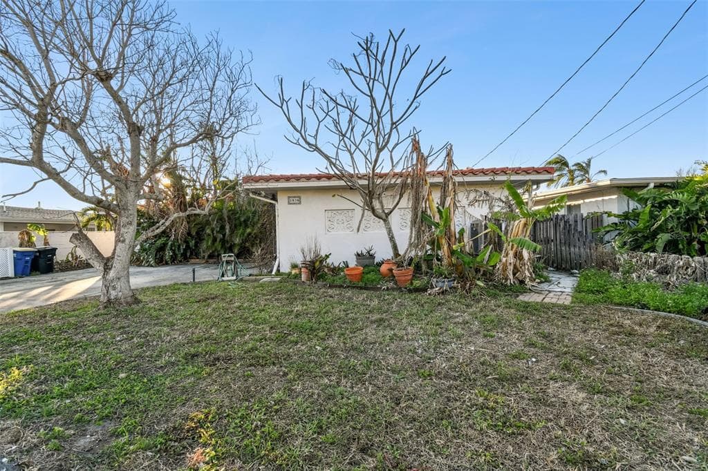 1836 VENETIAN POINT DRIVE photo 6