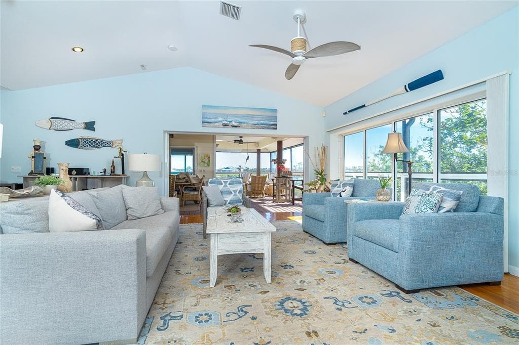 5 POINTE WAY photo 22