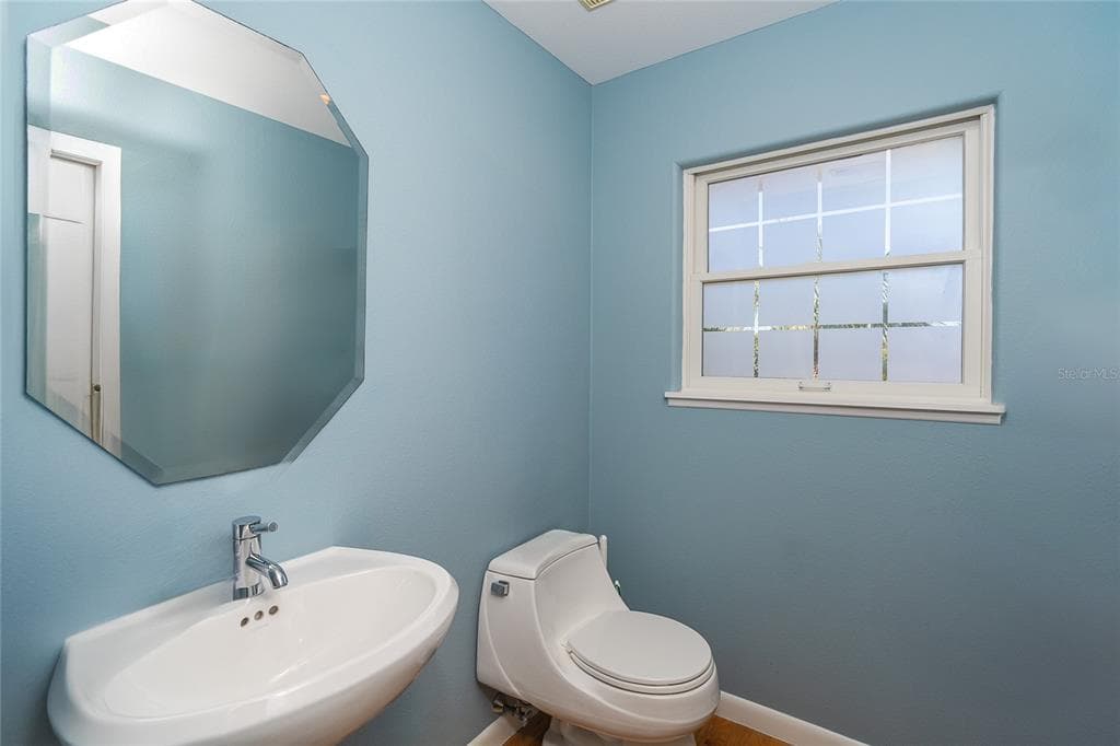5 POINTE WAY photo 25