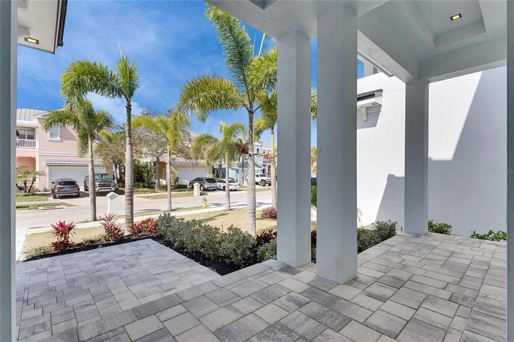 6538 SIMONE SHORES CIRCLE photo 8
