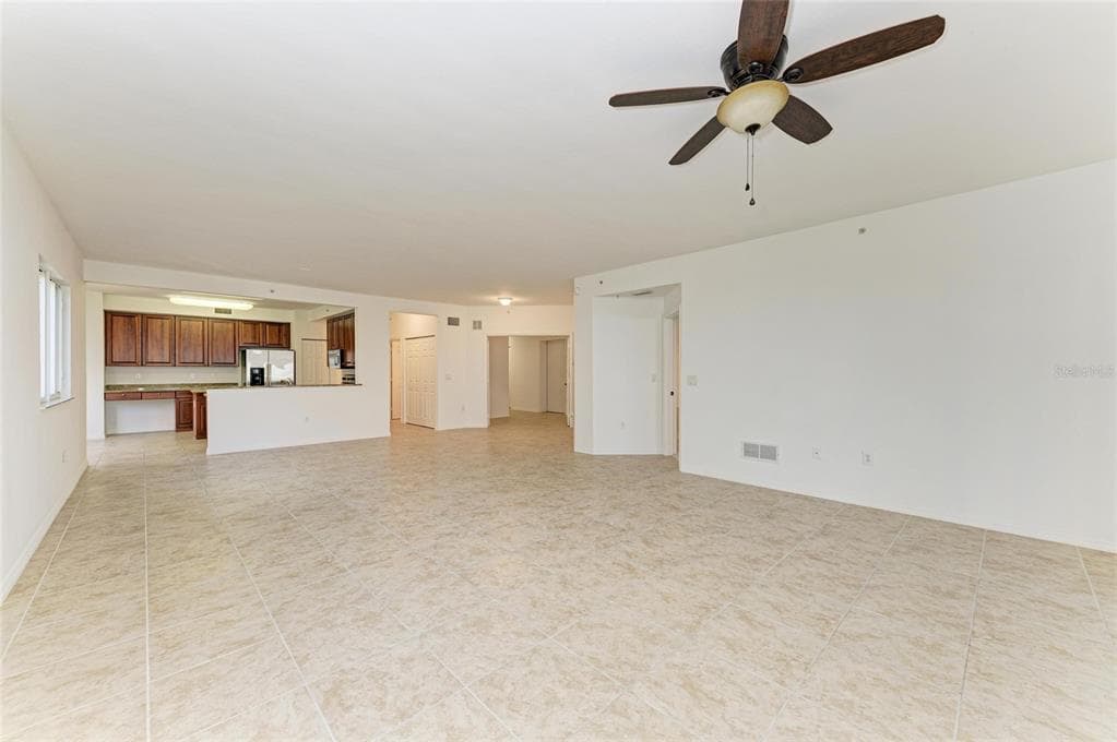 93 VIVANTE BOULEVARD 9336 photo 13