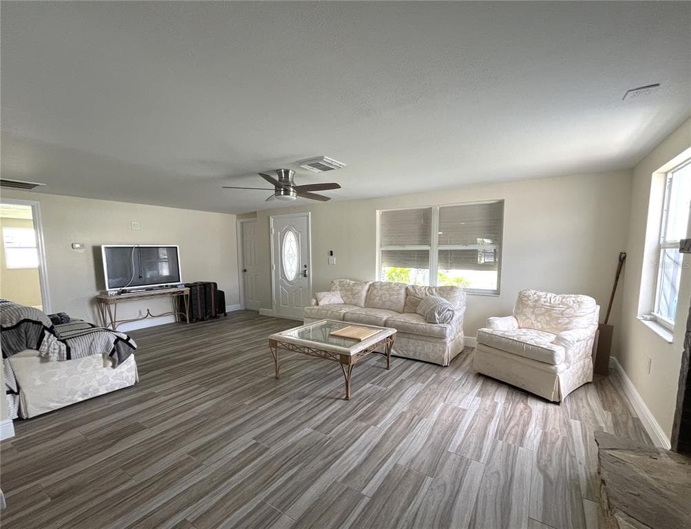 13630 LAGOON DRIVE photo 9