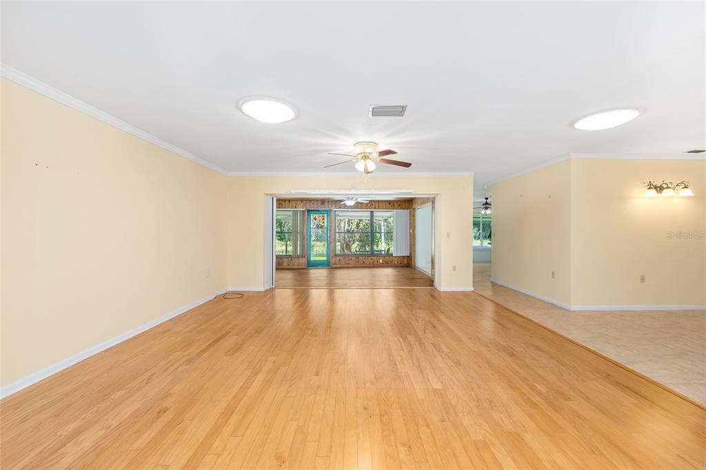 12180 MAPLE STREET photo 15