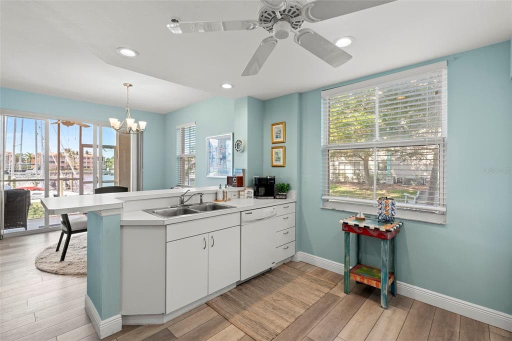 2060 MATECUMBE KEY ROAD 2106 photo 15
