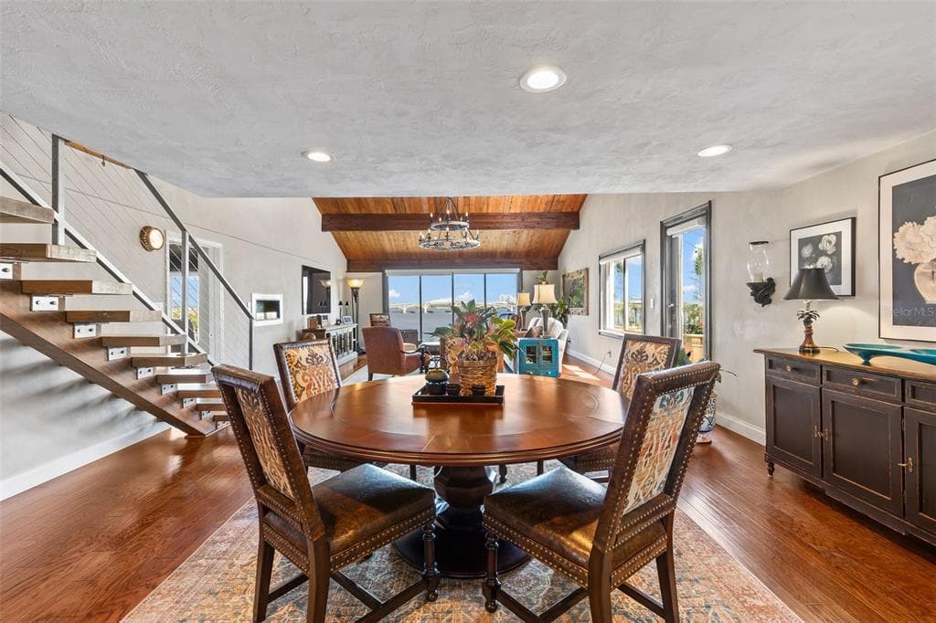 761 MARINA POINT DRIVE 7610 photo 15
