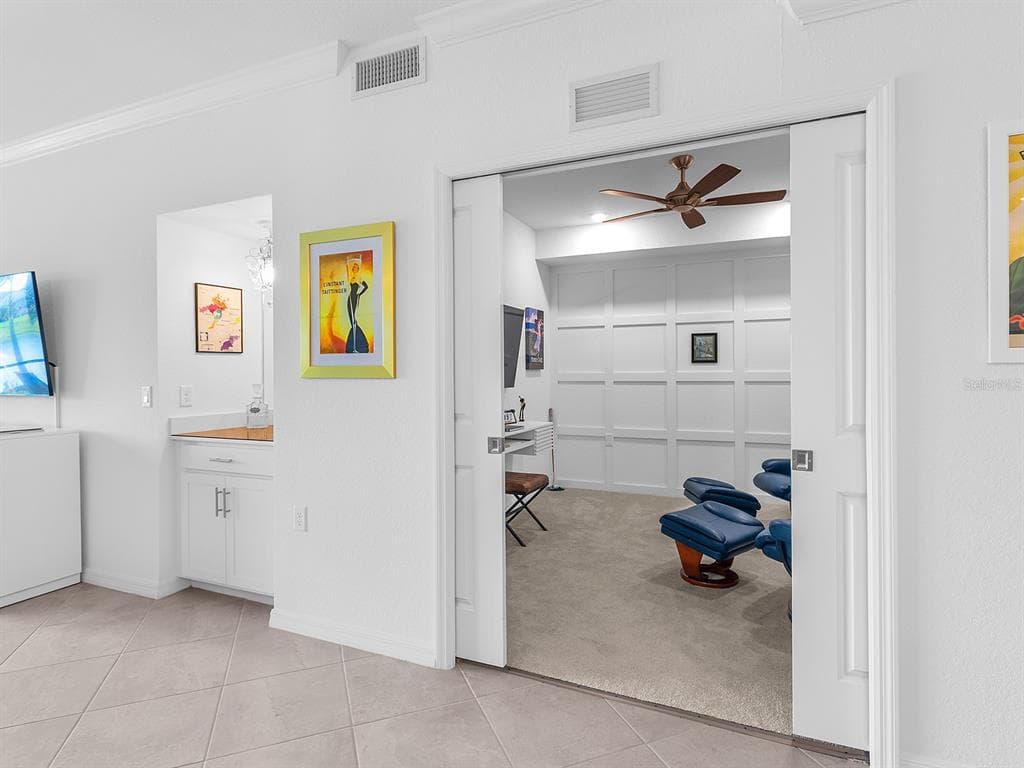 14214 HERITAGE LANDING BOULEVARD 817 photo 23