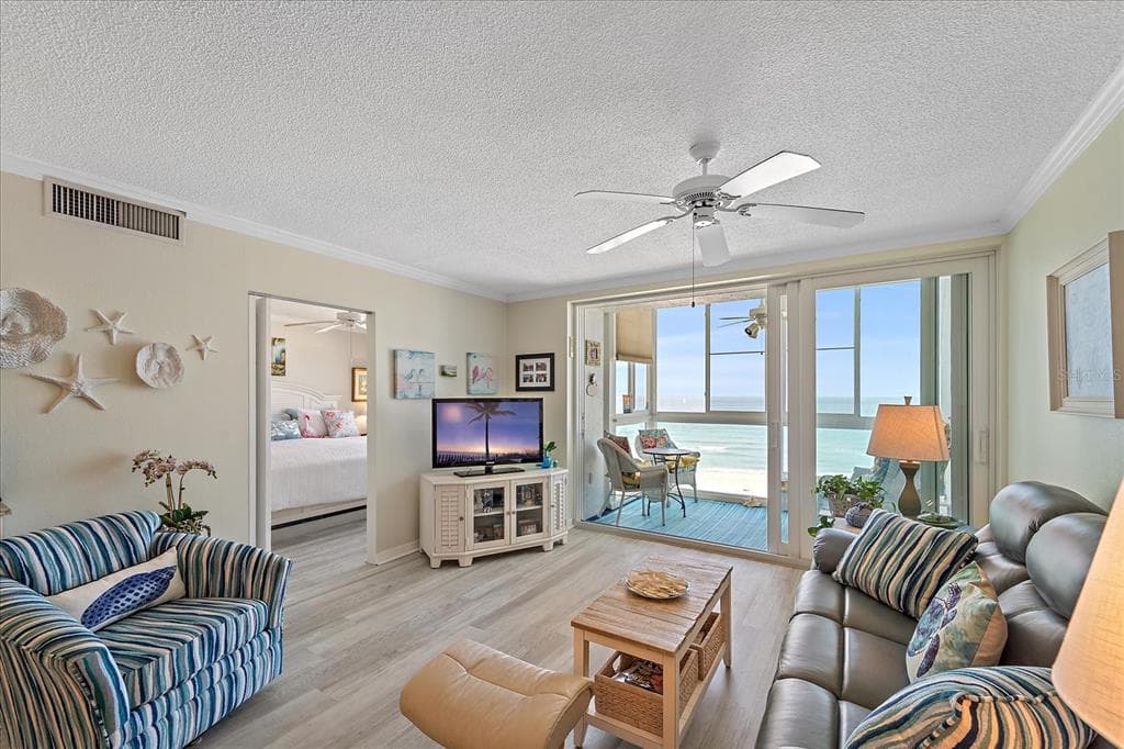 950 TARPON CENTER DRIVE 504 photo 5