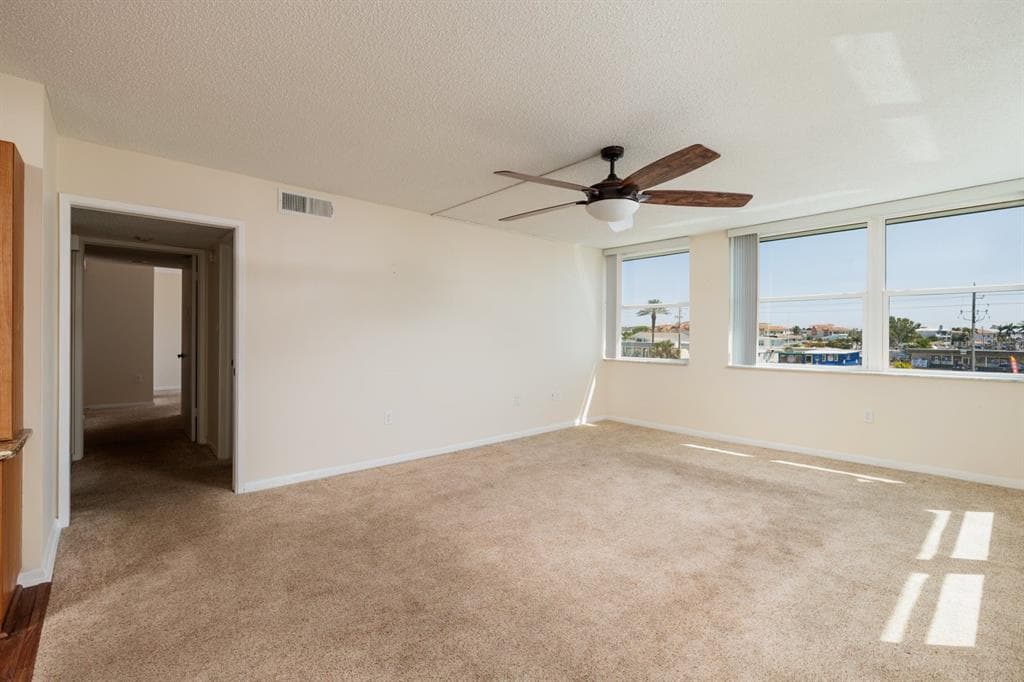 17408 GULF BOULEVARD 203 photo 17