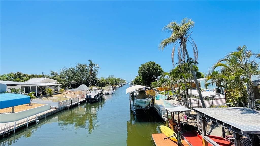409 BRYN MAWR ISLAND photo 17