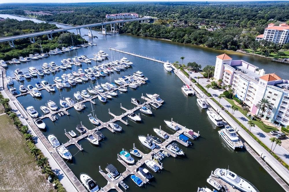102 YACHT HARBOR DRIVE 263 photo 2