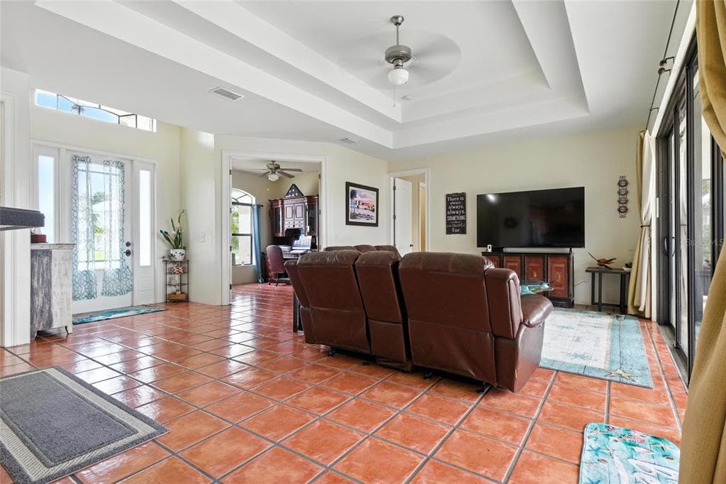 9402 MIGUE CIRCLE photo 17