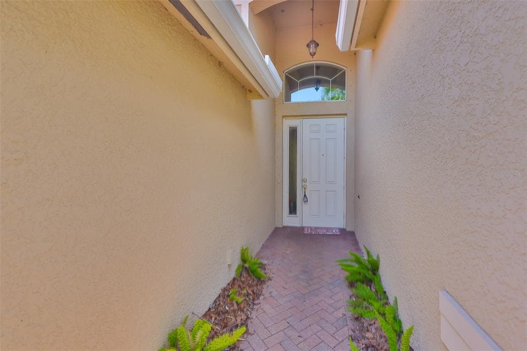 16227 CAPE CORAL DRIVE photo 6