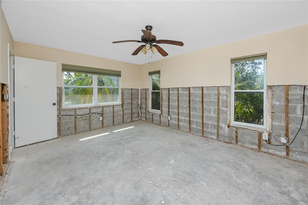11465 7TH STREET E photo 22
