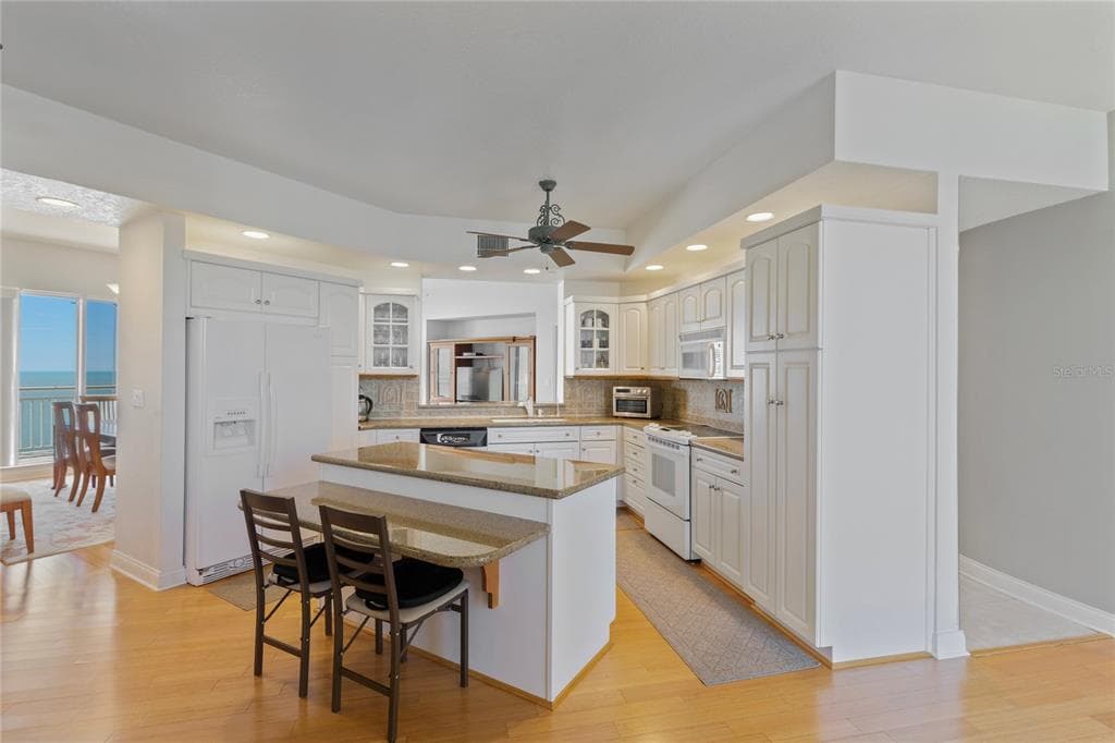 1200 GULF BOULEVARD 1704 photo 14