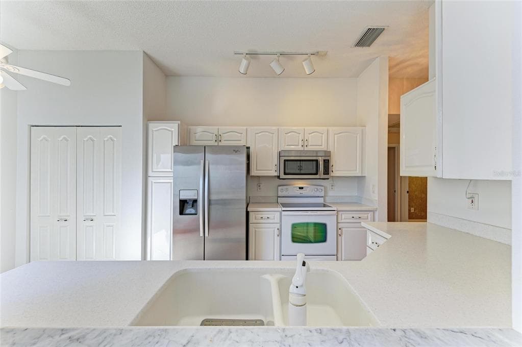 4227 PLACID DRIVE photo 14