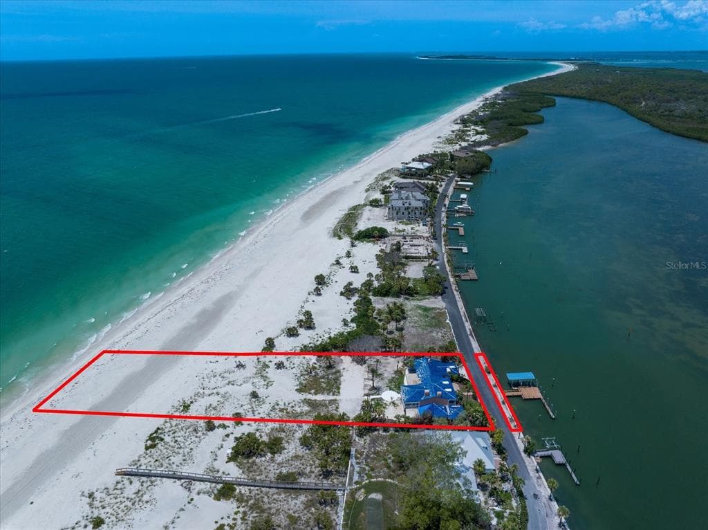 1114 MANDALAY POINT photo 22