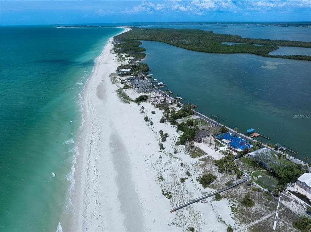 1114 MANDALAY POINT photo 20