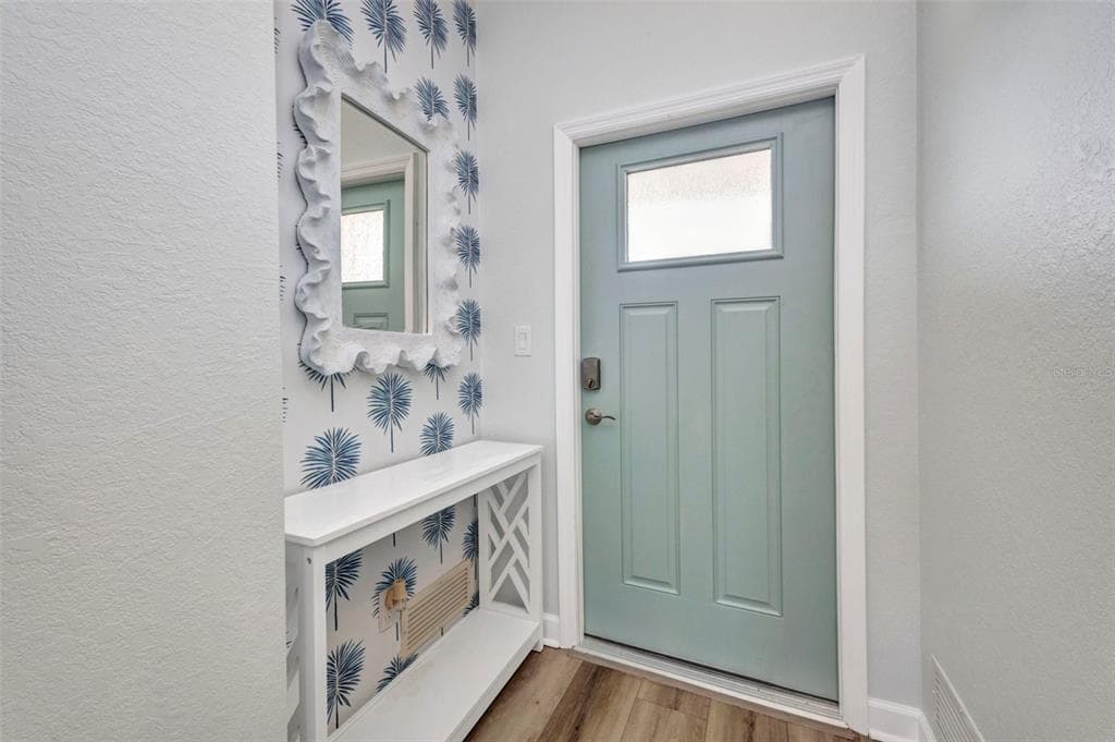 900 E MARION AVENUE 1203 photo 11