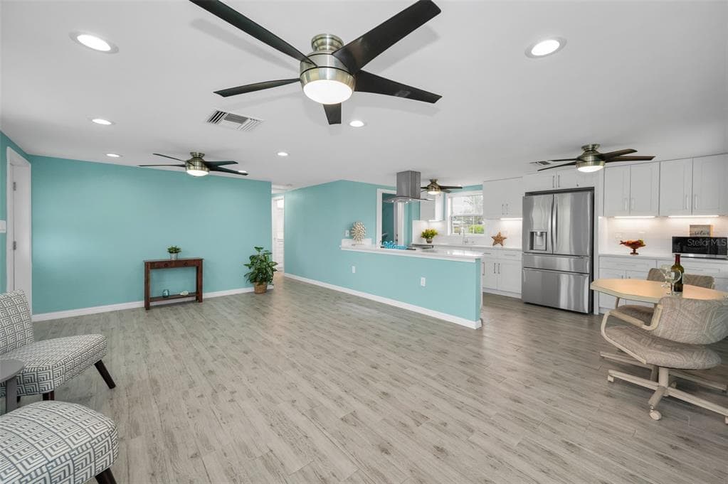 13232 CAROL DRIVE photo 14