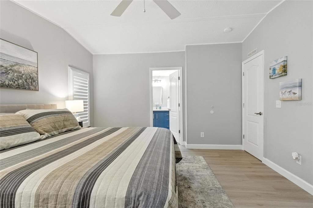 38 PLUMOSA DRIVE photo 22