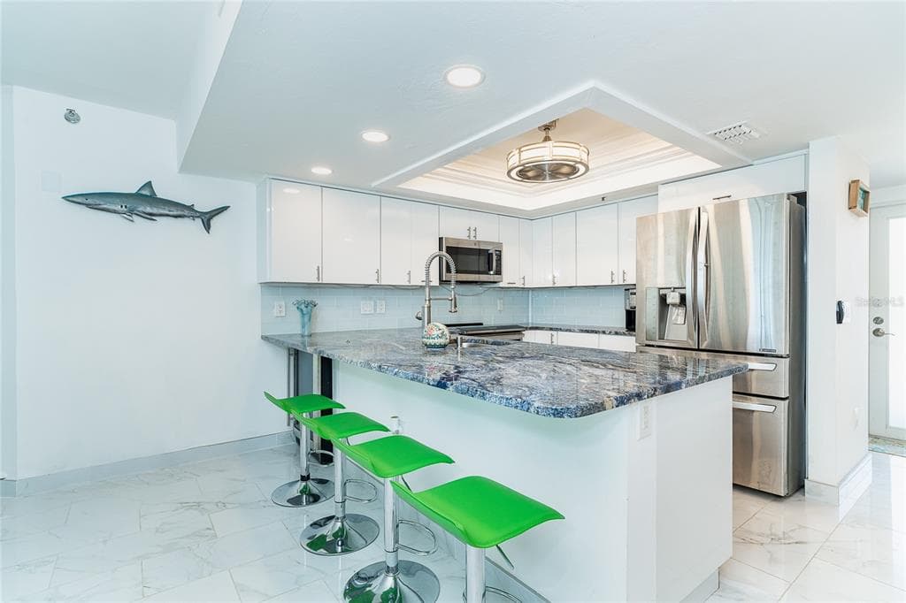 7500 PALM ISLAND DRIVE S 2111 photo 11