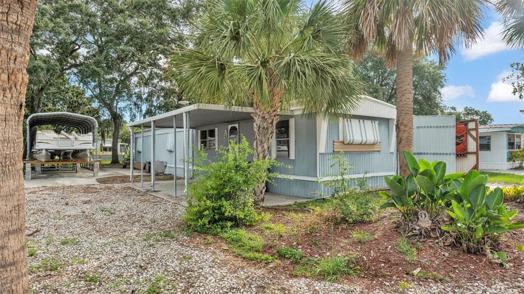 2068 THELMA DRIVE photo 1