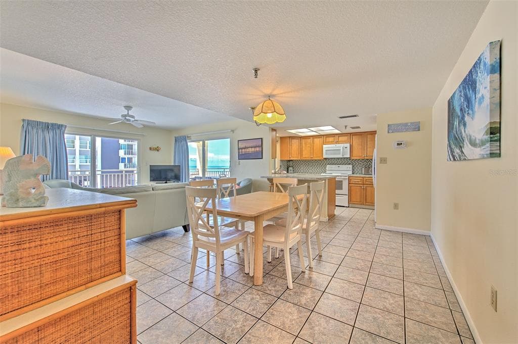 17450 GULF BOULEVARD 103 photo 13