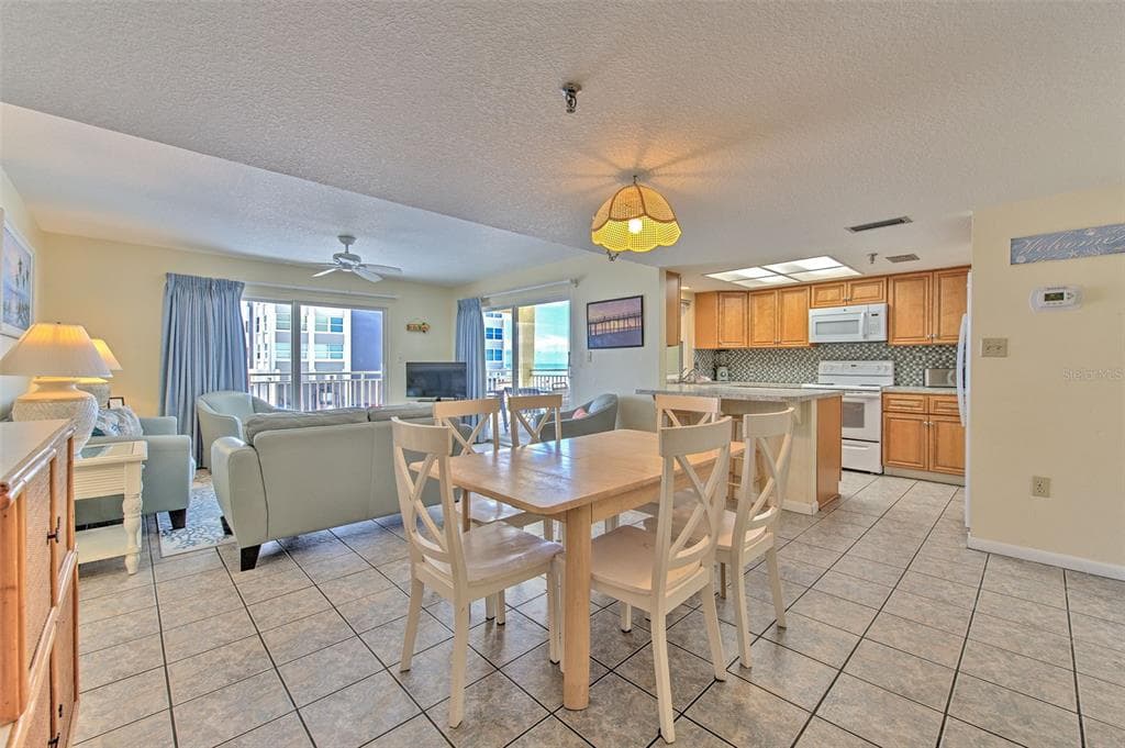 17450 GULF BOULEVARD 103 photo 14