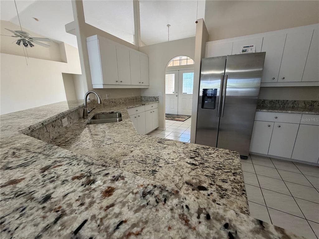 15140 LYNEBURG AVENUE photo 12