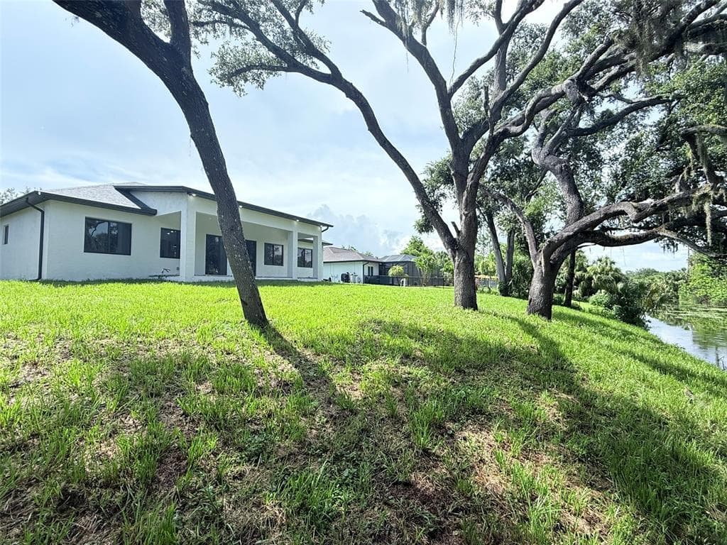 34 EVARO DRIVE photo 10