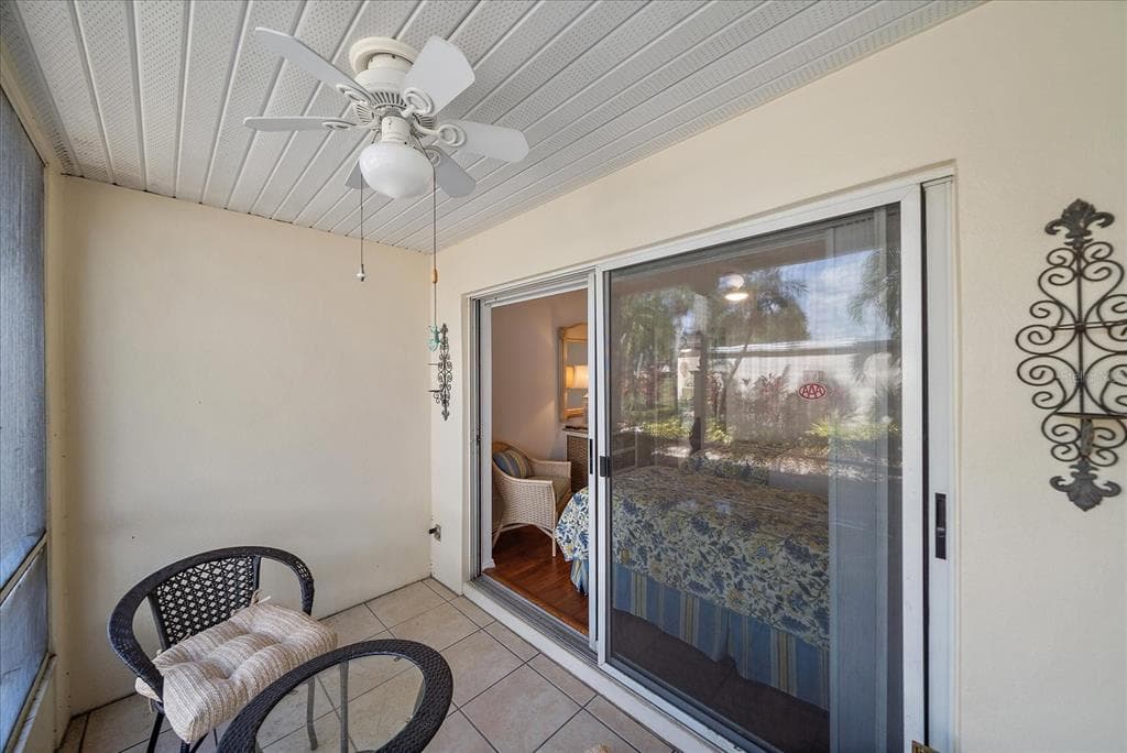 425 CERROMAR TERRACE 359 photo 25
