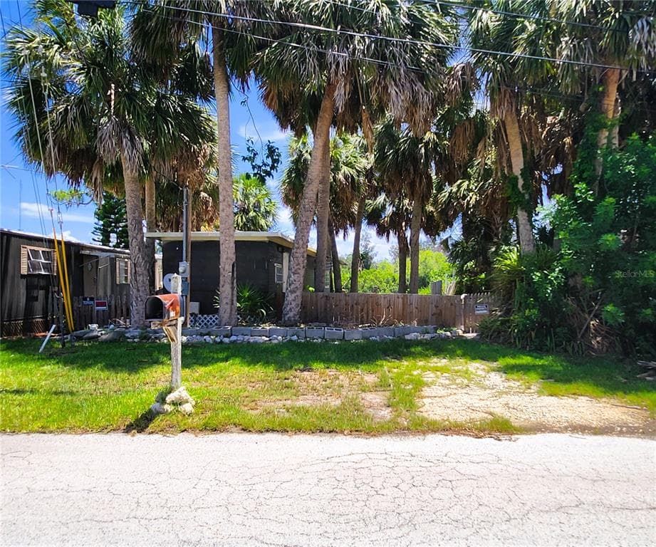 6977 EDGEWATER DRIVE photo 4