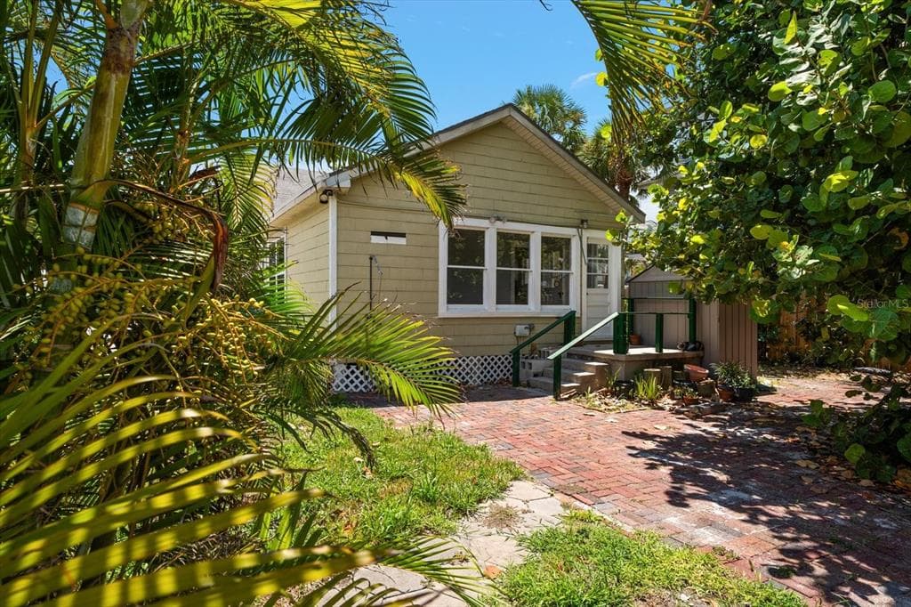 8405 BAYSHORE DRIVE photo 18