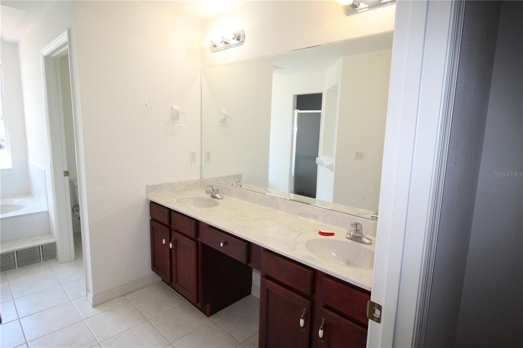 64 WHITTINGTON DRIVE photo 15