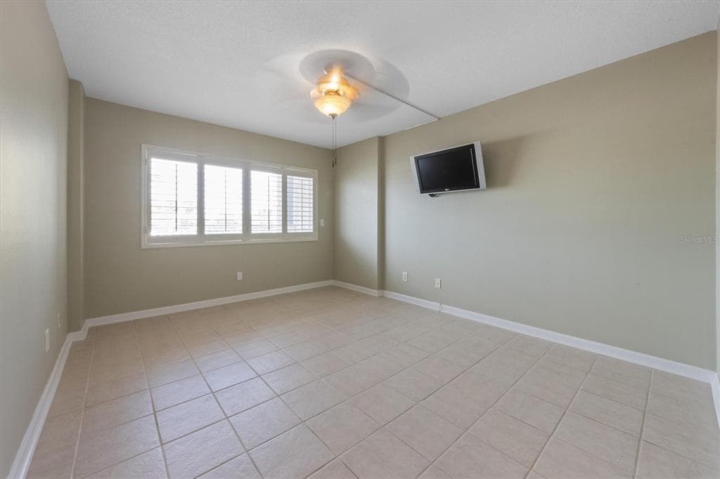 5300 GULF DRIVE 105 photo 23