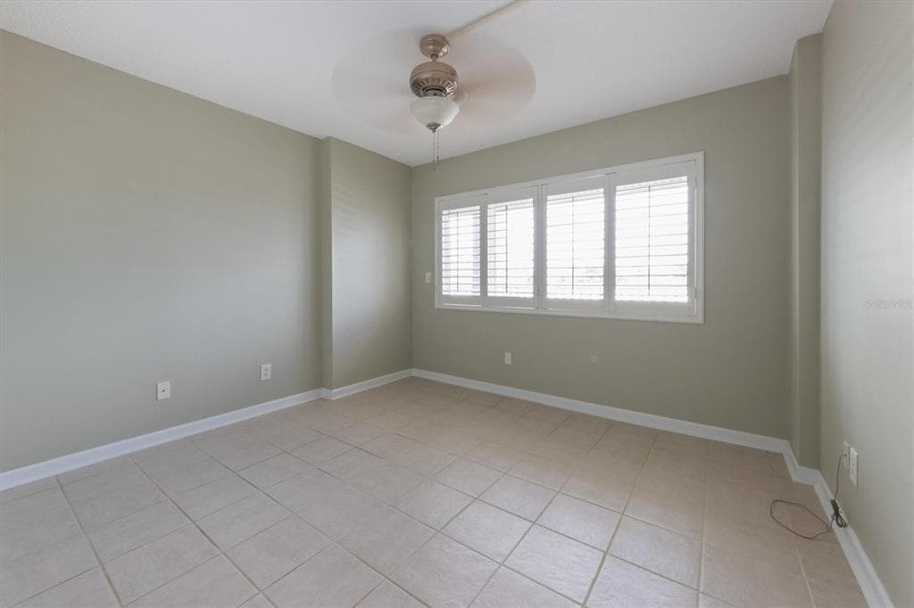 5300 GULF DRIVE 105 photo 21