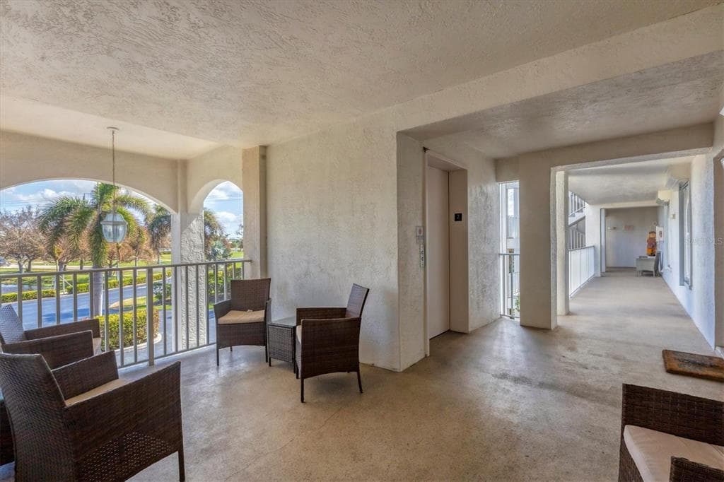 1250 W MARION AVENUE 122 photo 8