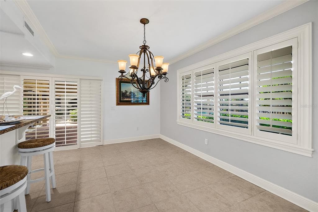 106 CLUB HOUSE DRIVE 106 photo 18