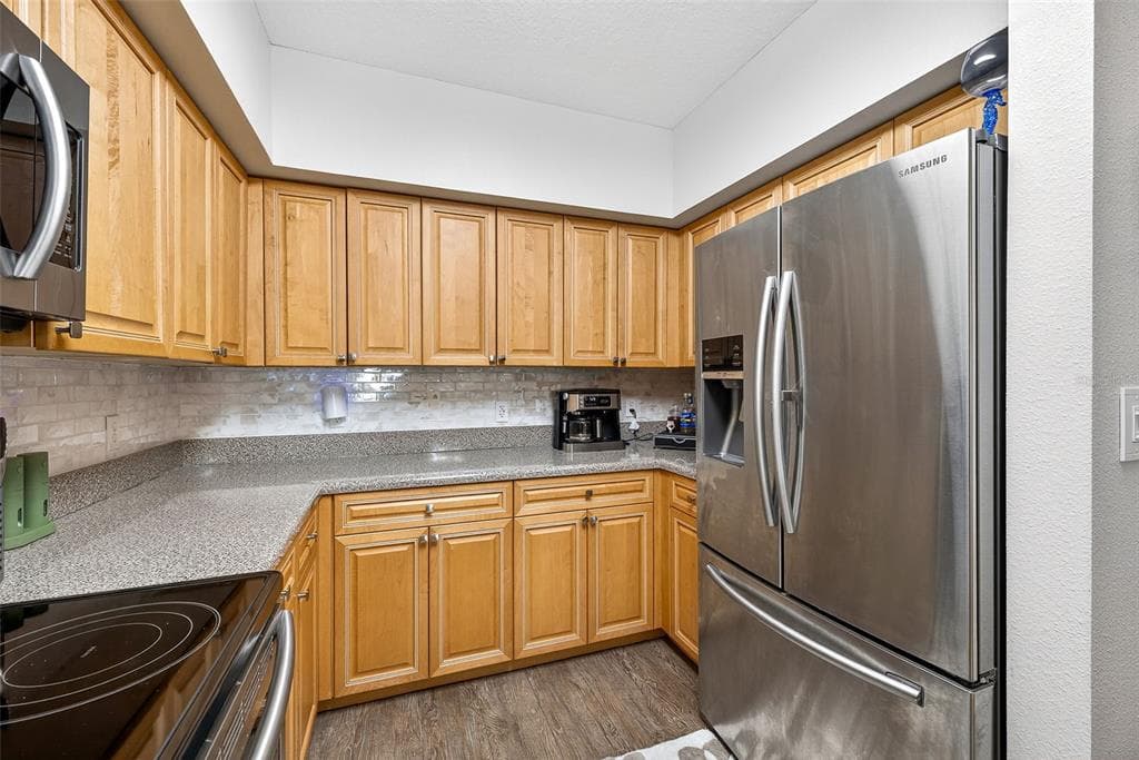 4516 SEAGULL DRIVE 519 photo 11