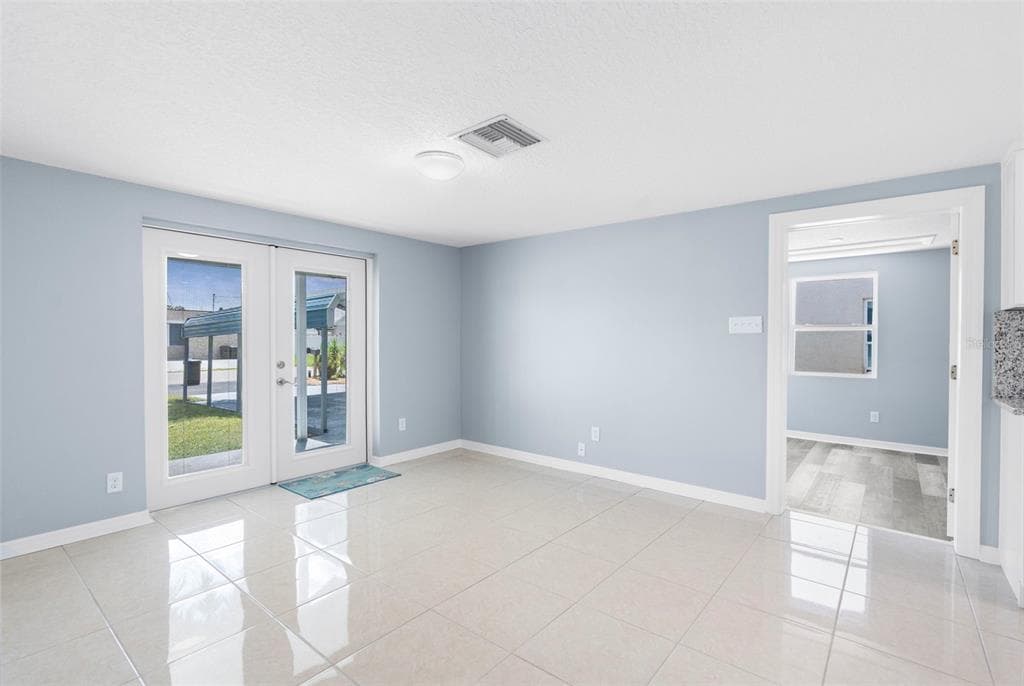 13531 DINGUS LANE photo 9
