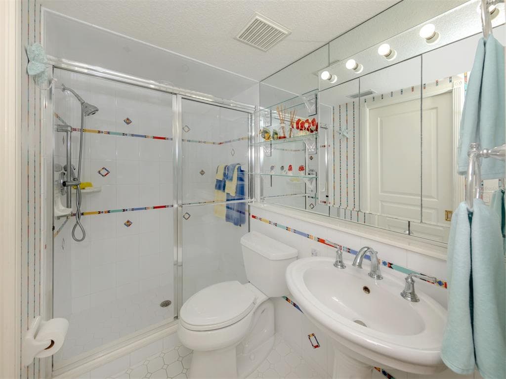 1400 BEACH ROAD 3 photo 21