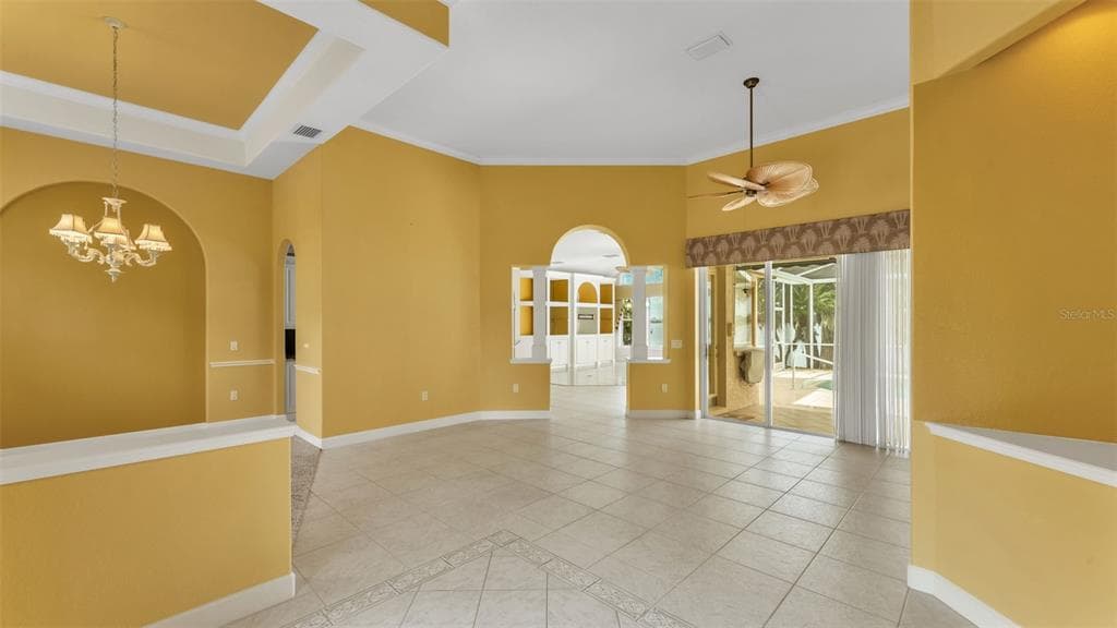 226 RUBY LAKE LANE photo 9