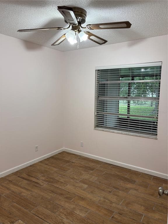 6418 W PARIS STREET photo 17