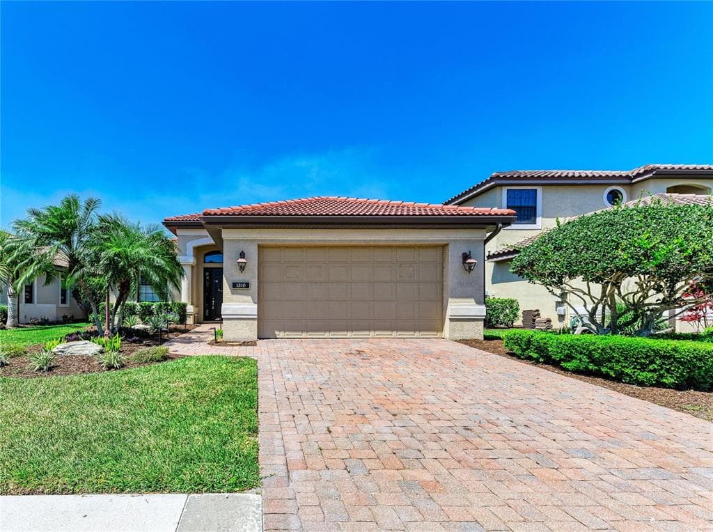 1310 CIELO COURT photo 1