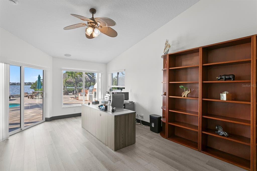1632 SEA BREEZE DRIVE photo 23
