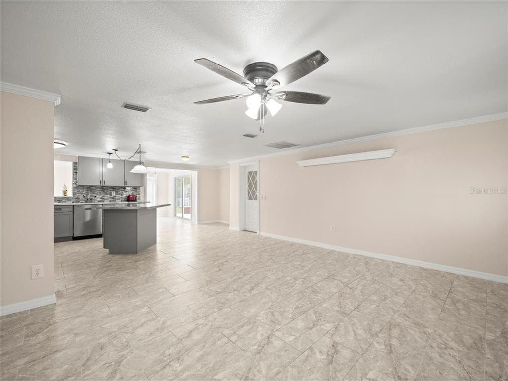 3408 CRAPE MYRTLE DRIVE photo 8