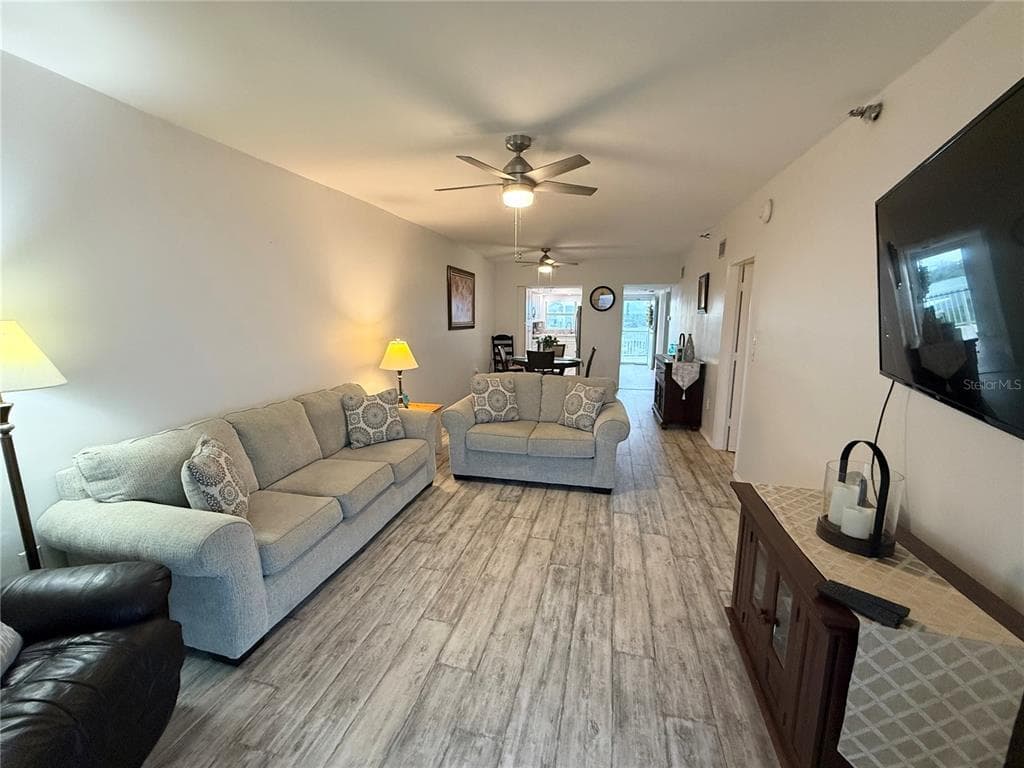 1480 GULF BOULEVARD 304 photo 15