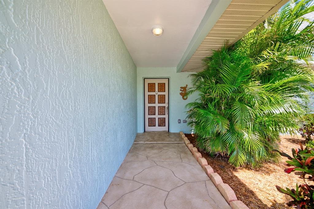 4266 DELEON DRIVE photo 4
