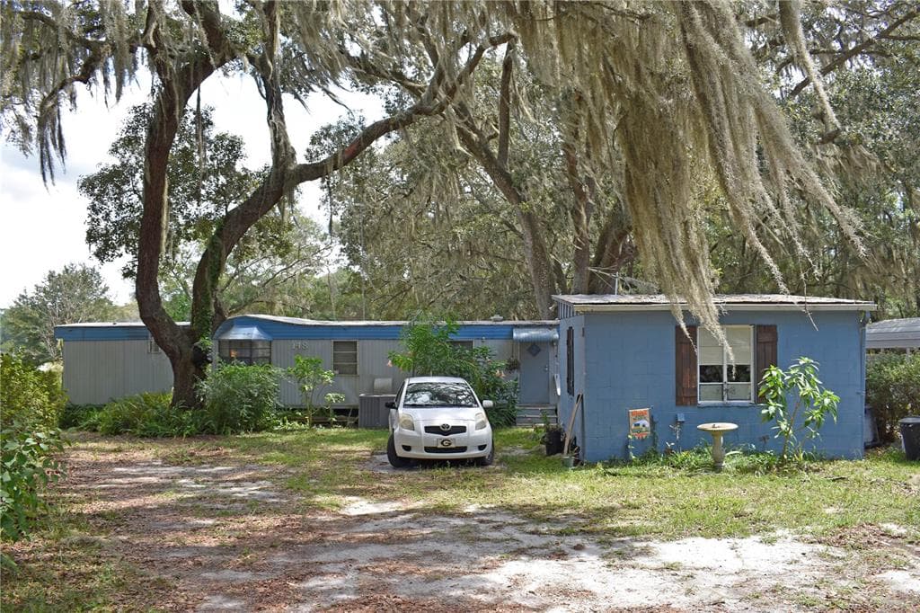 148 SWAN LAKE DRIVE photo 4